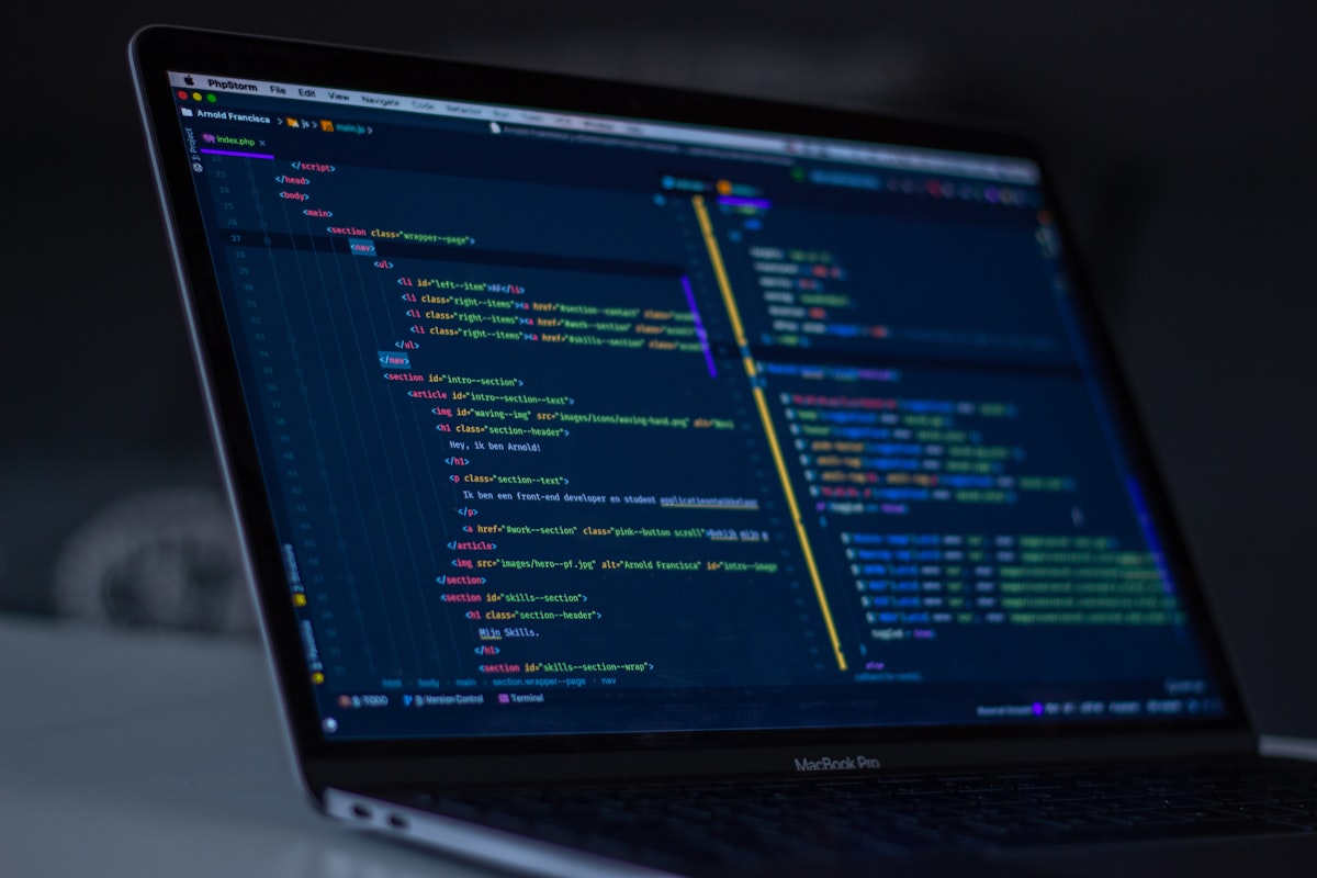 Refonte d'un logiciel legacy : moderniser votre application métier sans tout casser Refonte d'un logiciel legacy : moderniser votre application métier sans tout casser