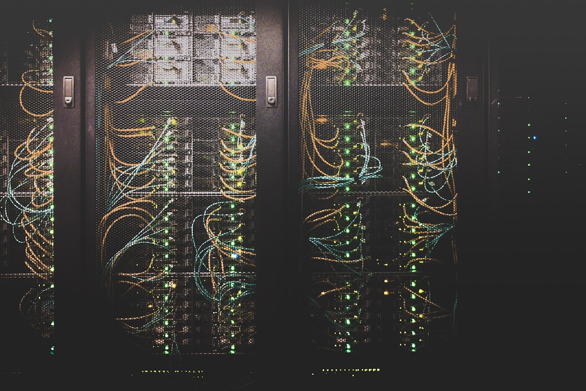 Intégration ERP & connecteurs API sur-mesure : en finir avec les silos de données Intégration ERP & connecteurs API sur-mesure : en finir avec les silos de données